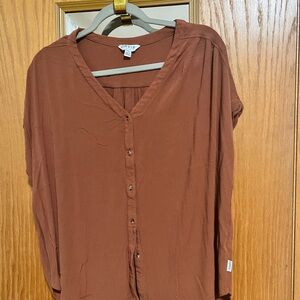 Orvis Women's Button-Front V-Neck Top in Burnt Orange